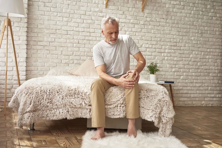 Four Tips for Keeping Your Knees Healthy if You’re Over 60