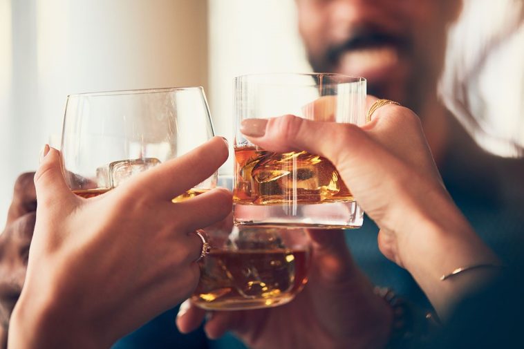 How Alcohol Quickly Ages Your Skin