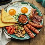 These Breakfast Habits Accelerate Skin Aging